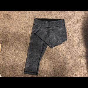 Lulu lemon cropped leggings